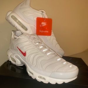 Meet your Posher, Ashton